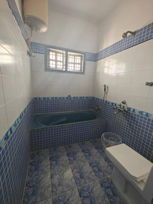 Waterfall Villa - 4Bhk مَسّور المظهر الخارجي الصورة